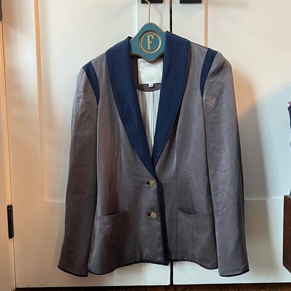 Walter Baker Blazer - 2 - Picture 1 of 5